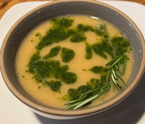 SOUP - White Bean w/ Herb Pesto
